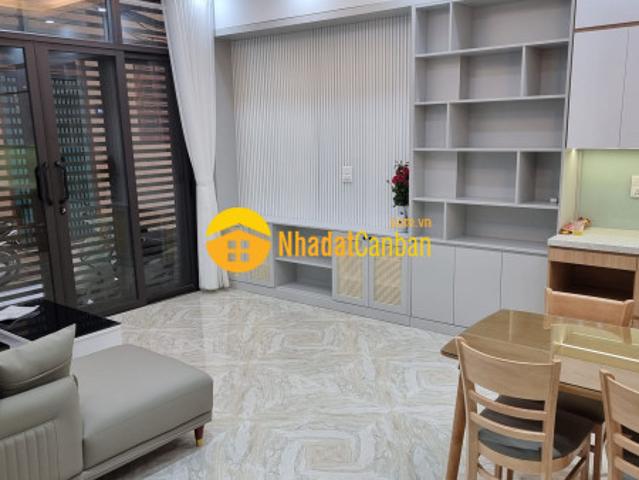 Nhà mặt phố bán