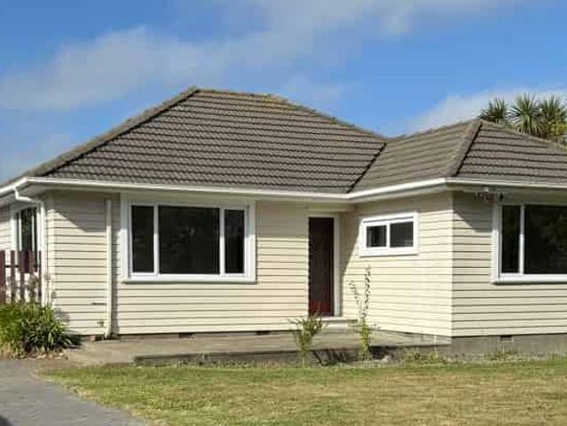 House for rent in Chaslands, Canterbury