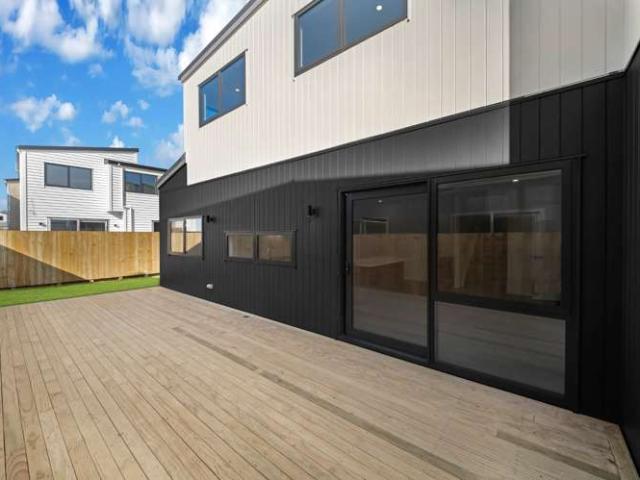 House for sale in Awhitu