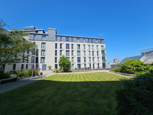 Apartment for rent in City Centre, Falcon Lodge