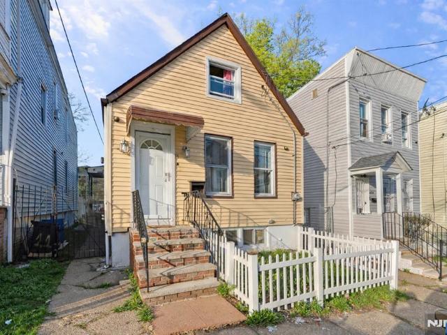 House for sale in Irvington, New Jersey