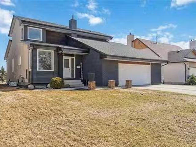 House for sale in East St. Paul, Manitoba