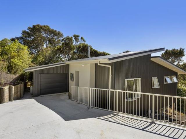 House for rent in Otakou