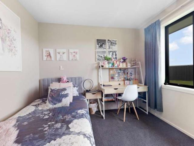 House for sale in Pine Bush, Southland