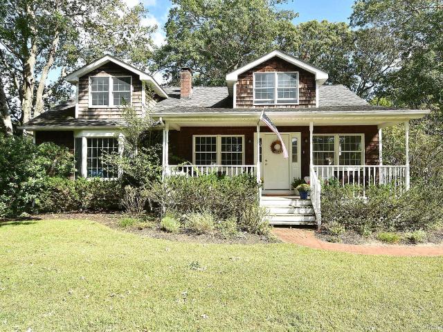 House for sale in Sound Beach, Town of Brookhaven