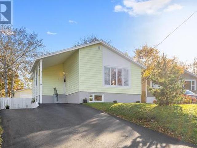 House for sale in Mount Pearl, Newfoundland