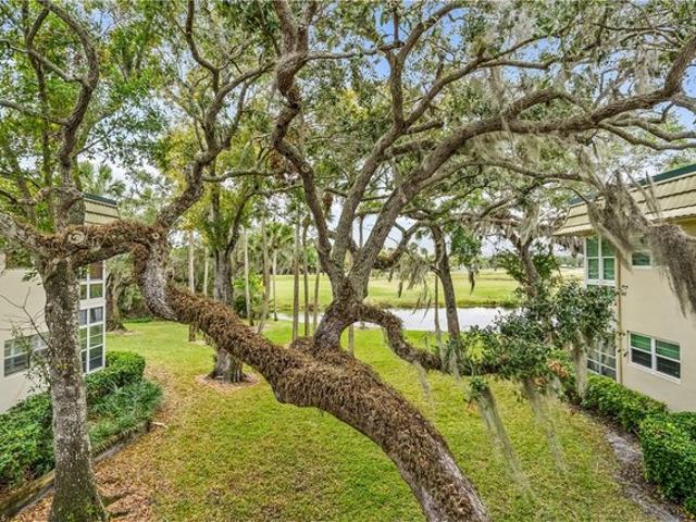 Condo for sale in Vero Beach, Florida