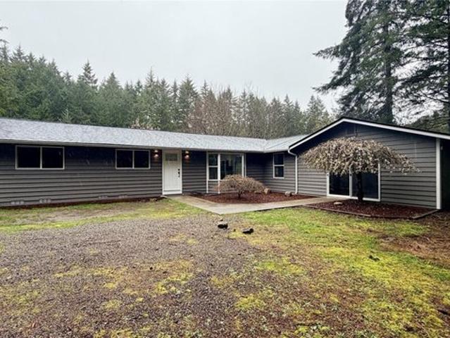 House for sale in Lakebay, Washington