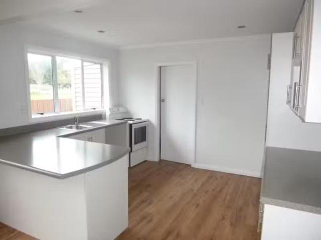 House for sale in Days Bay, Wellington