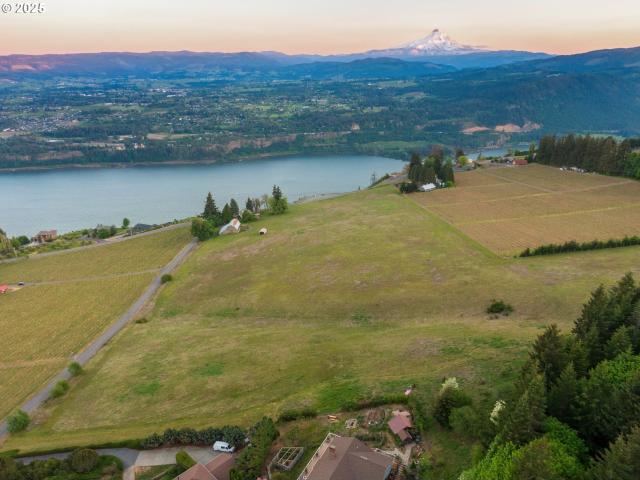 Land for sale in Underwood, Washington