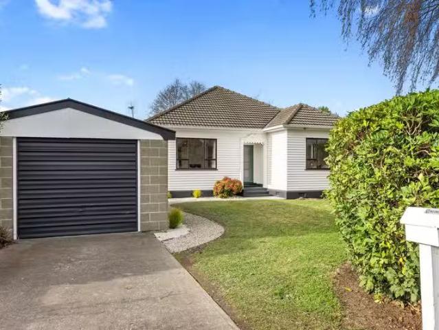 House for sale in Lincoln, Canterbury