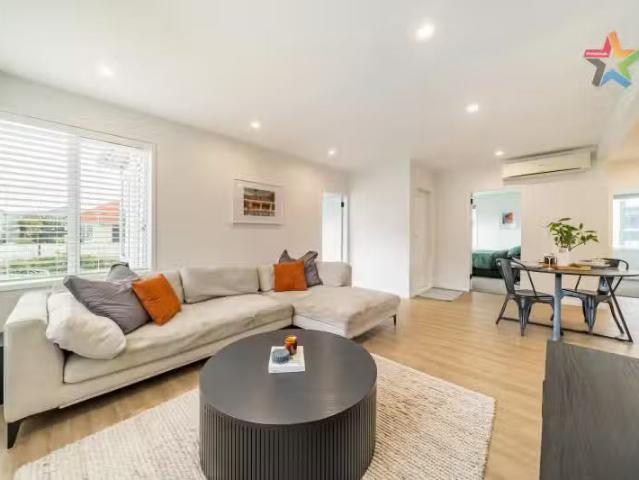 House for sale in Days Bay, Wellington
