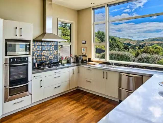 House for sale in Days Bay, Wellington