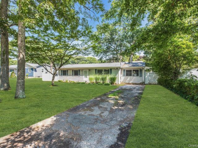 House for sale in Centereach, New York
