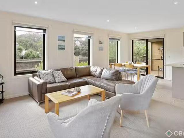 Apartment for rent in Cowes, Victoria