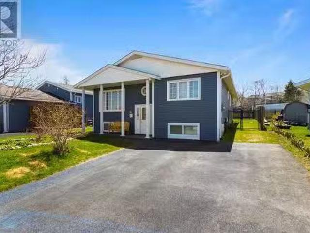 House for sale in Mount Pearl, Newfoundland And Labrador