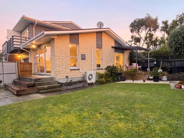 House for rent in Chaslands, Canterbury