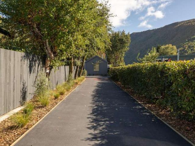 House for sale in Otakou