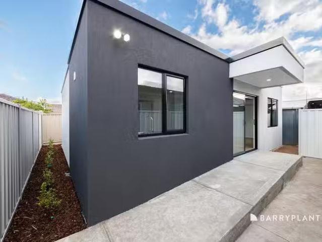 Apartment for rent in Hadfield, Victoria