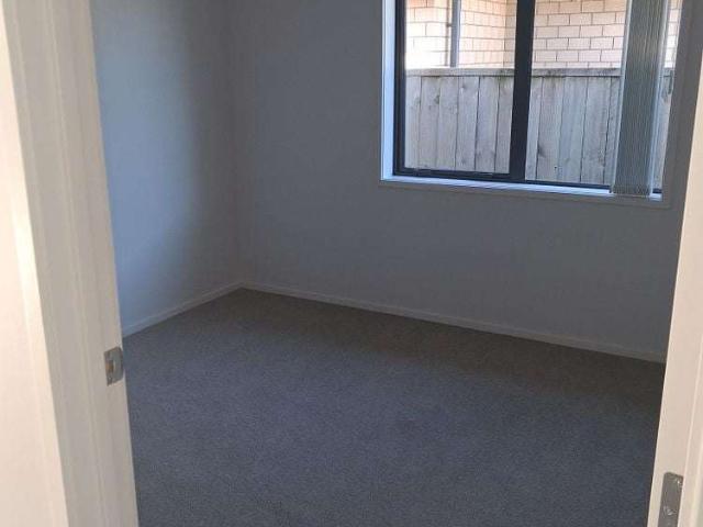 Property for rent in Riverhead