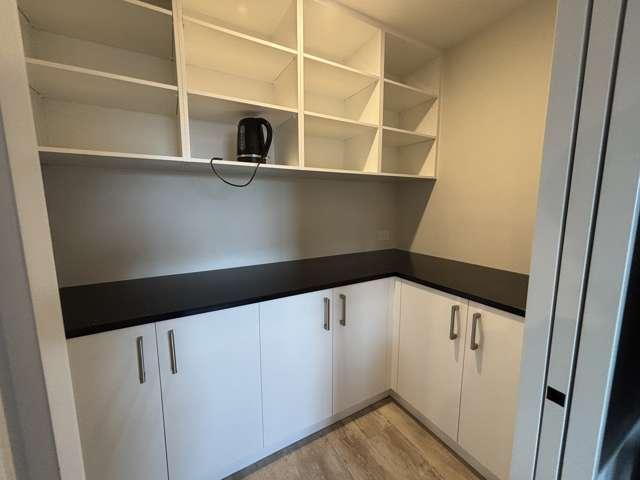 House for rent in Chaslands, Canterbury