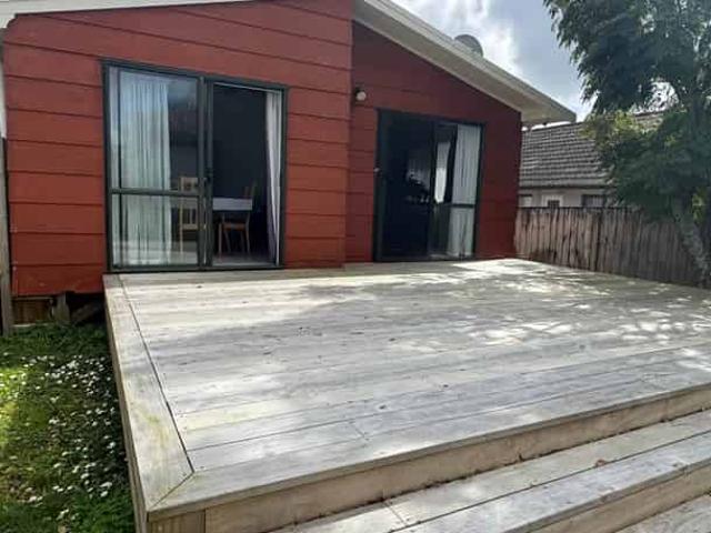 House for rent in Penrose, Oroua County
