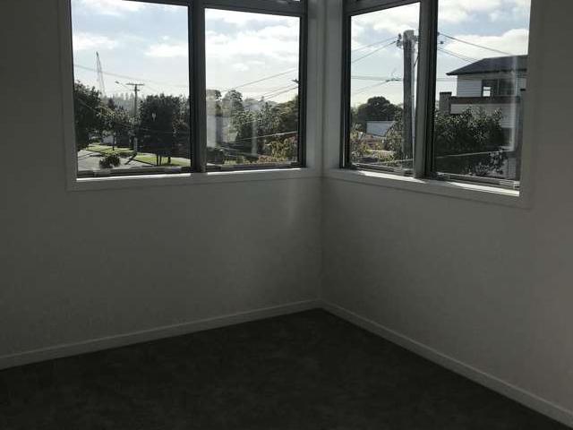 House for rent in Point England