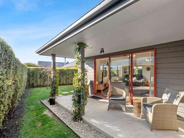 House for sale in Otakou