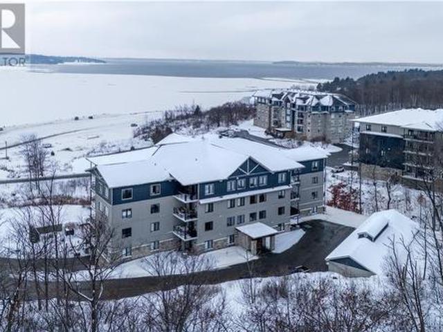 Condo for sale in Parry Sound, Ontario