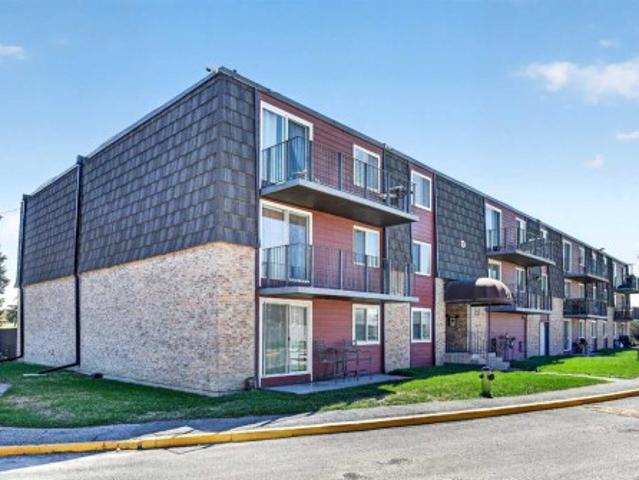 Condo for sale in Glamorgan, Calgary
