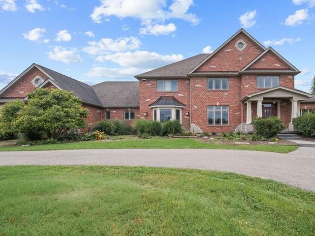 House for sale in Elgin, Kane County