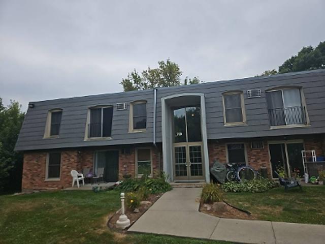 Condo for sale in Hopkins, Hennepin County