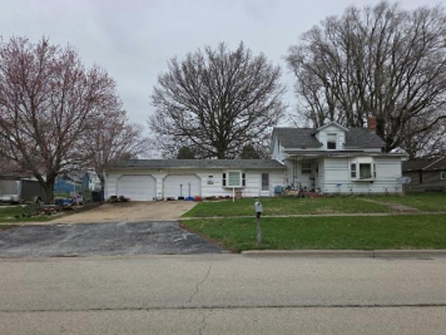 House for sale in Orion, Illinois
