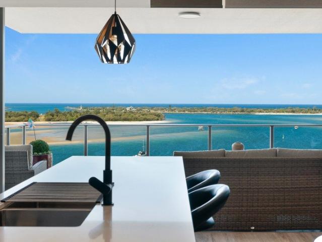 Apartment for sale in Labrador, Gold Coast City