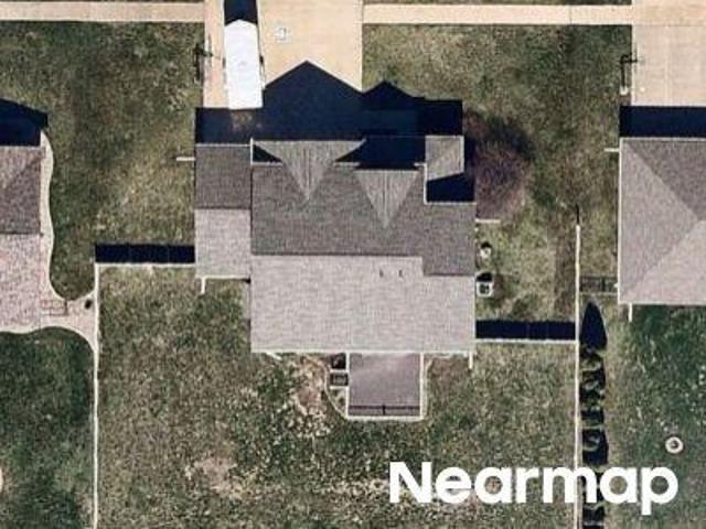 House for sale in Camanche, Iowa