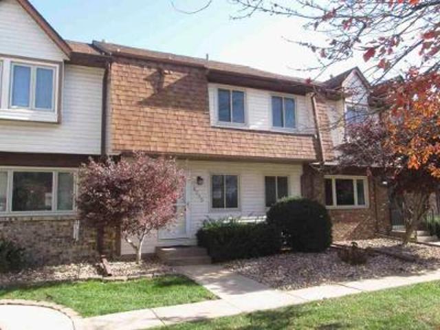 Condo for sale in East Moline, Illinois