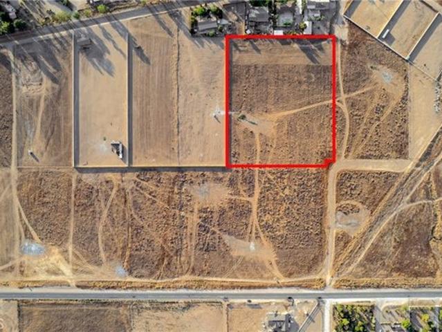 Land for sale in Nuevo, California