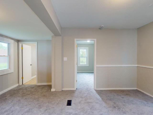 Apartment for rent in Bellaire-Puritas, Cleveland
