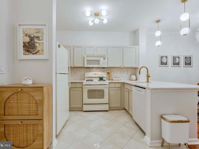 Condo for sale in Reston, Fairfax County
