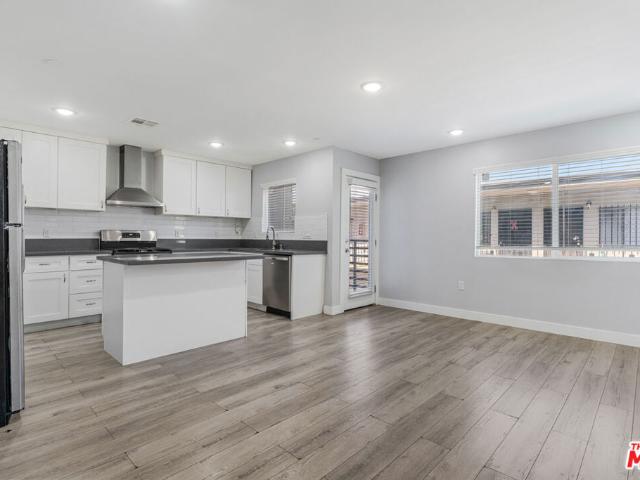 Property for rent in Canoga Park, California
