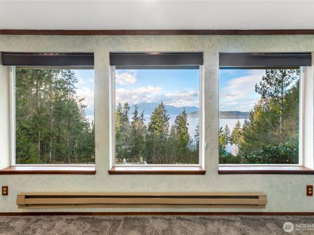 House for sale in Seabeck, Washington