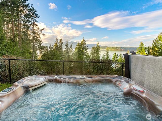 House for sale in Seabeck, Washington