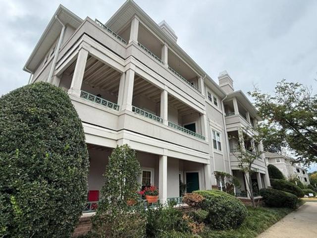 Condo for sale in Virginia