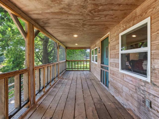 House for sale in Shoals, Martin County