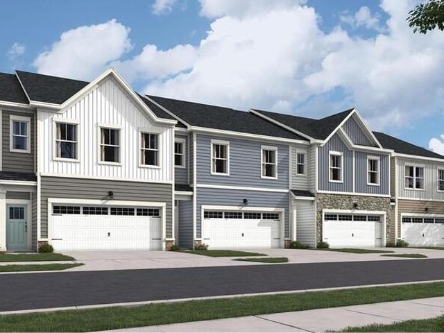 Townhouse for sale in Ellendale