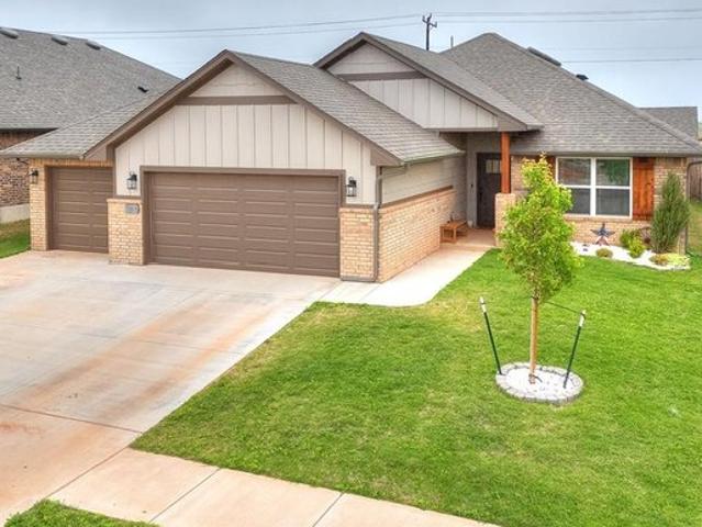 House for sale in Yukon, Oklahoma