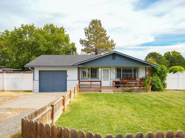 House for sale in Blacktop Estates, Benton City