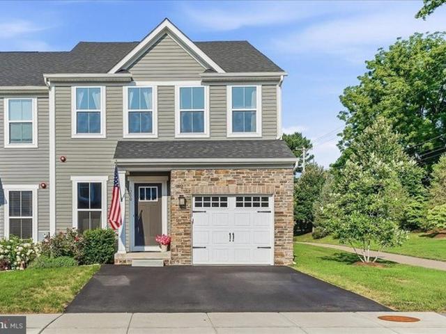 Townhouse for sale in Chester, Pennsylvania