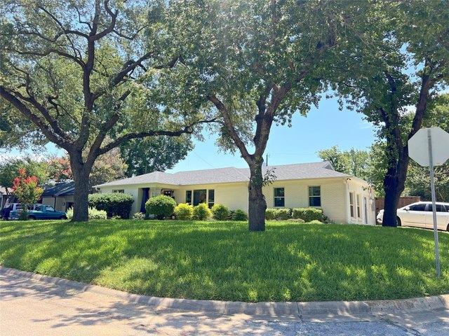 House for sale in Irving, Texas