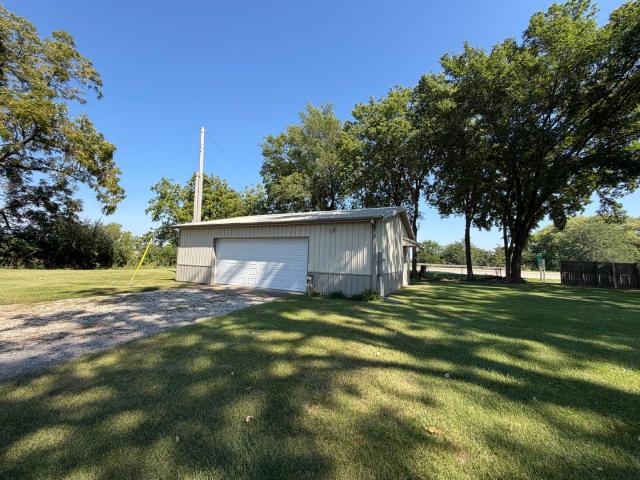 House for sale in Farmer City, DeWitt County